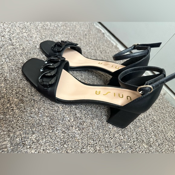 Unisa Black Strappy Heel - Picture 4 of 5